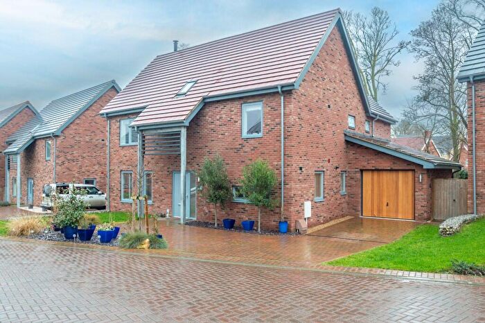 4 Bedroom Detached House For Sale In Kentford, Suffolk, CB8