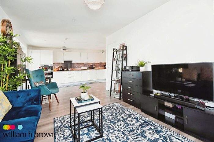 3 Bedroom Flat To Rent In Wharf Road, Chelmsford, CM2