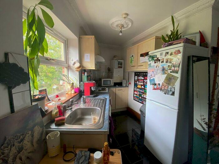 1 Bedroom Flat To Rent In Spenceley Street, University, Leeds, LS2