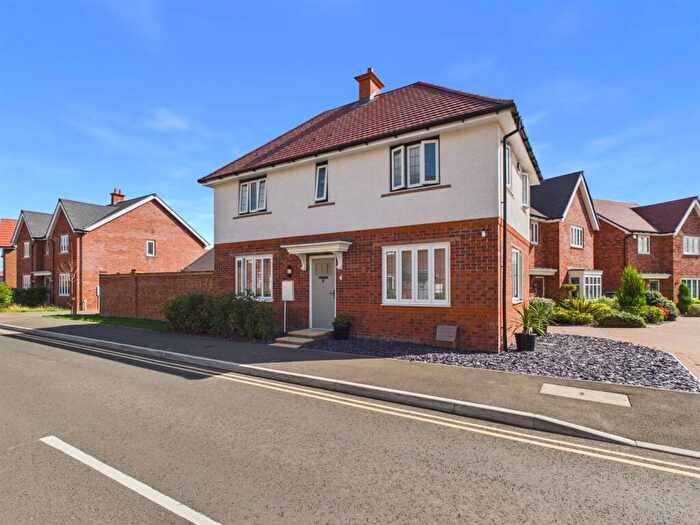 3 Bedroom Detached House For Sale In Apley Road, Twigworth, Gloucester, GL2