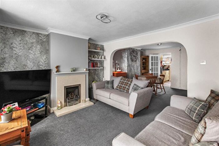 2 Bedroom Terraced House To Rent In Spring Terrace, Irthlingborough, Wellingborough, NN9