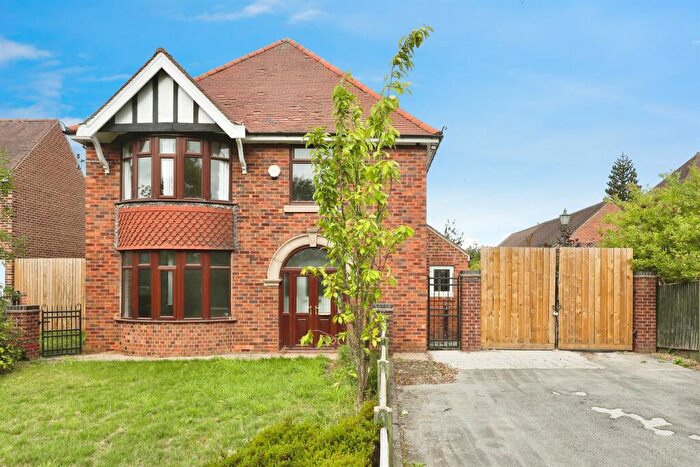 3 Bedroom Detached House For Sale In Doncaster Road, Langold, Worksop, S81