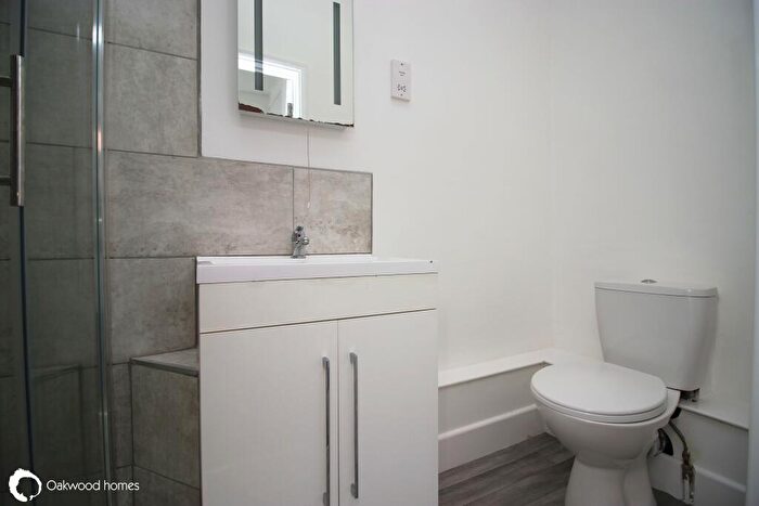 1 Bedroom Flat For Sale In Augusta Road, Ramsgate, CT11