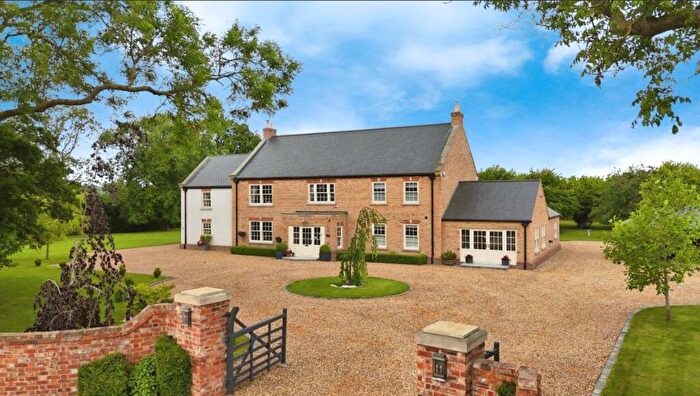 5 Bedroom Detached House For Sale In Long Lane, Brompton, Northallerton, DL6