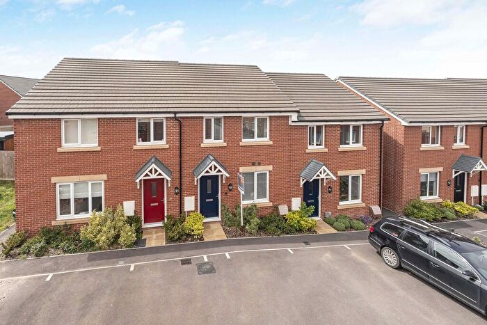 3 Bedroom Terraced House For Sale In Horse Field, Cranbrook, Exeter, EX5