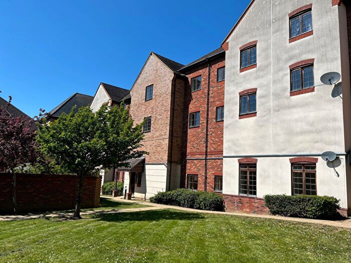 1 Bedroom Flat To Rent In Maida Vale, Milton Keynes, MK10