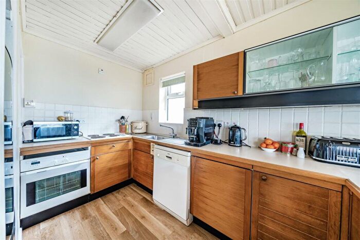 2 Bedroom Detached Bungalow For Sale In Hook, Warsash, SO31