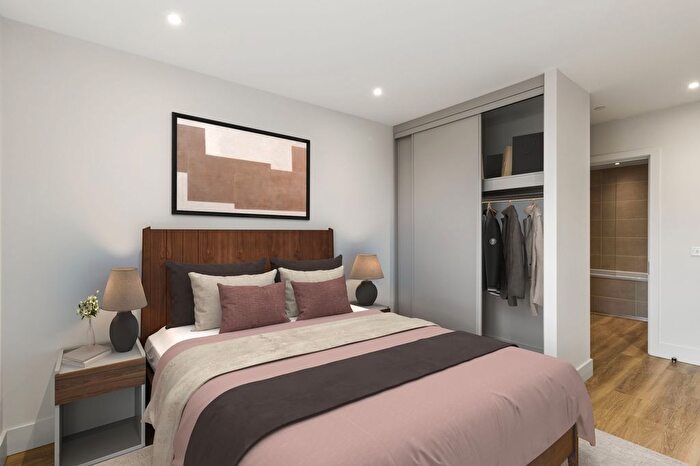 1 Bedroom Flat To Rent In Mill Mead, Staines Upon Thames, TW18
