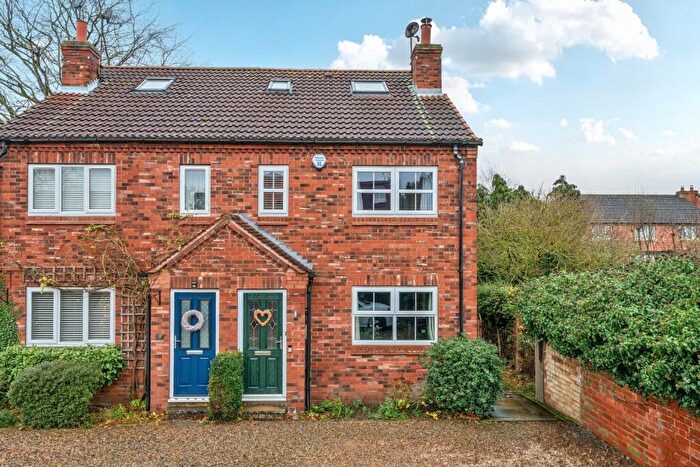 4 Bedroom Semi-Detached House For Sale In St Johns Court, Church Fenton Lane, Ulleskelf, LS24