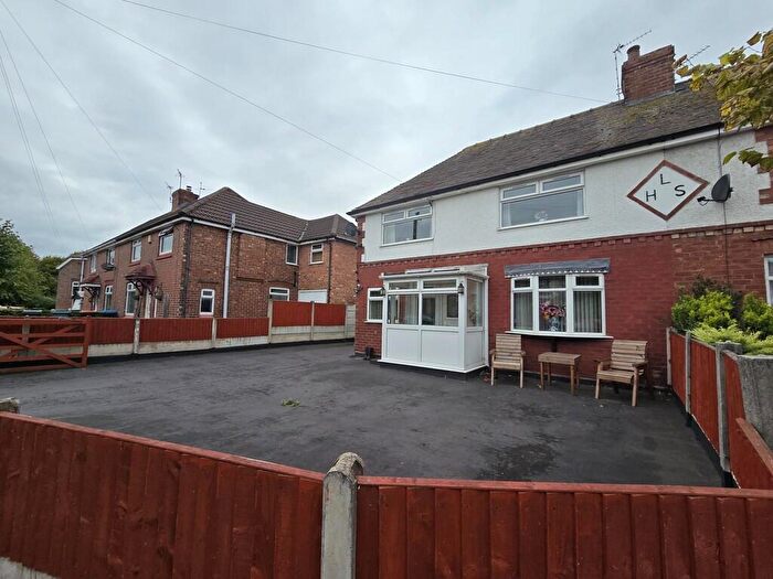 3 Bedroom Semi-Detached House For Sale In Gibbon Drive, Lostock Gralam, Northwich, CW9