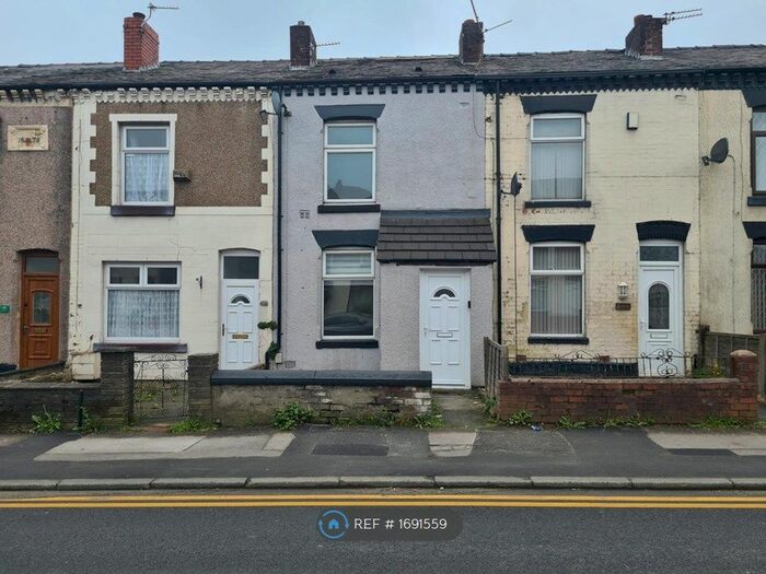 3 Bedroom Terraced House To Rent In Morris Green Lane, Bolton, BL3