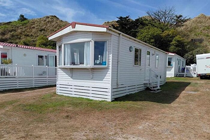2 Bedroom Park Home For Sale In Loggans Road, Loggans, Hayle, TR27