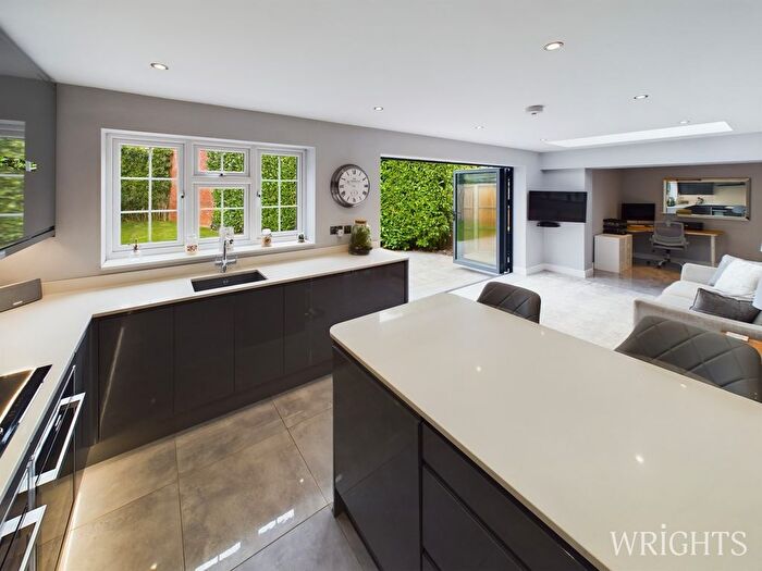 4 Bedroom Detached House For Sale In The Holt, Welwyn Garden City, AL7