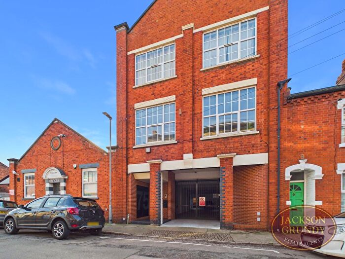 1 Bedroom Flat For Sale In Roe Road, Abington, NN1