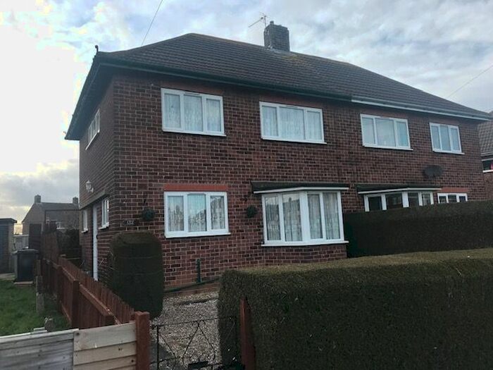 2 Bedroom Semi-Detached House To Rent In St. Bernards Avenue, Louth, LN11