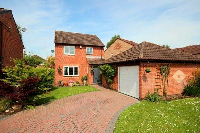 3 Bedroom Detached House To Rent In Wood Close, York, YO32