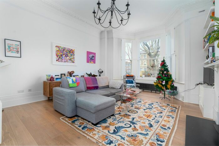 3 Bedroom Flat To Rent In Highbury New Park, London, N5