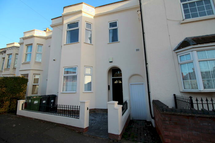 6 Bedroom Terraced House To Rent In Tachbrook Road, Leamington Spa, CV31