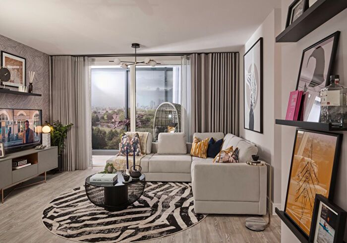 1 Bedroom Flat For Sale In " Bedroom Apartment" At Manford Way, Chigwell, IG7