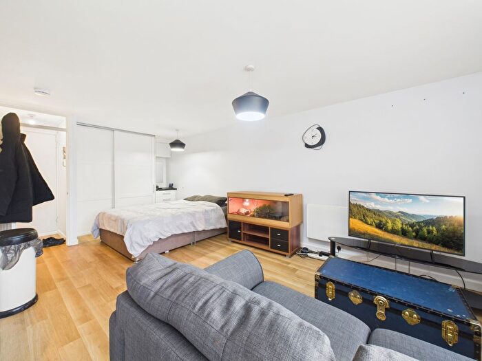 Studio To Rent In Mitton Court Mitton, Tewkesbury, Gloucestershire, GL20