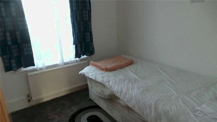 Property To Rent In Upsdell Avenue, London N13