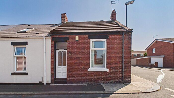 2 Bedroom Cottage For Sale In Violet Street, Millfield, Sunderland, SR4