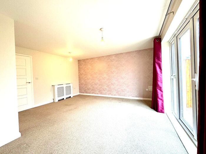 3 Bedroom Semi-Detached House For Sale In Mather Avenue, Garstang, PR3