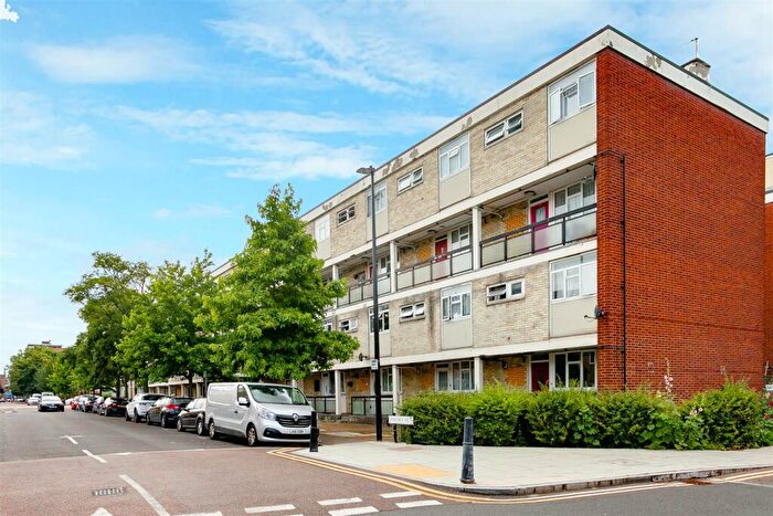 3 Bedroom Flat To Rent In Jamaica Street, London, E1
