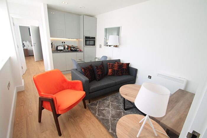 2 Bedroom Apartment To Rent In Laporte Way, Luton, LU4