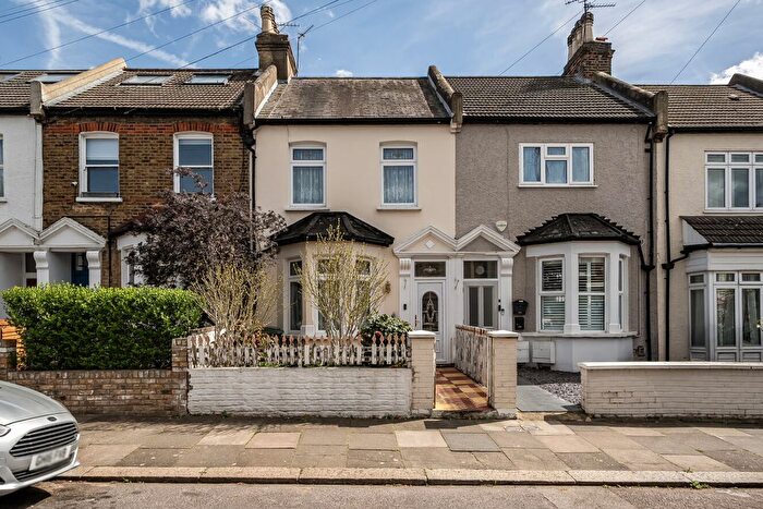3 Bedroom Terraced House For Sale In Selborne Road, Wood Green, London, N22