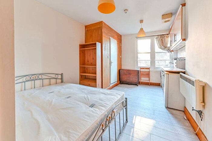 Studio To Rent In Stoke Newington Church Street, Stoke Newington, London, N16