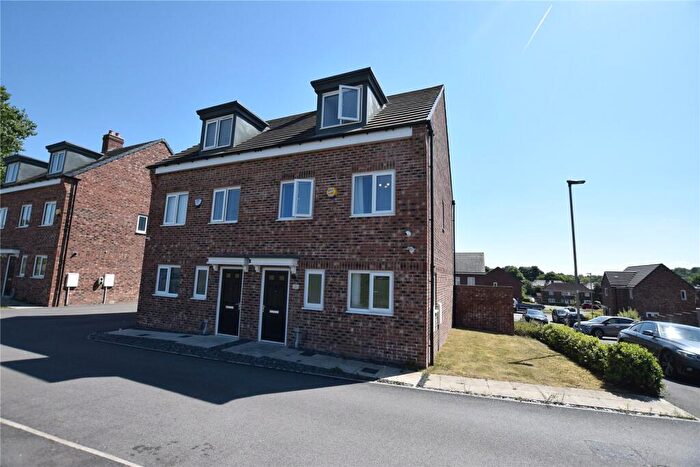 3 Bedroom Semi-Detached House To Rent In Blencarn Drive, Seacroft, Leeds, West Yorkshire, LS14