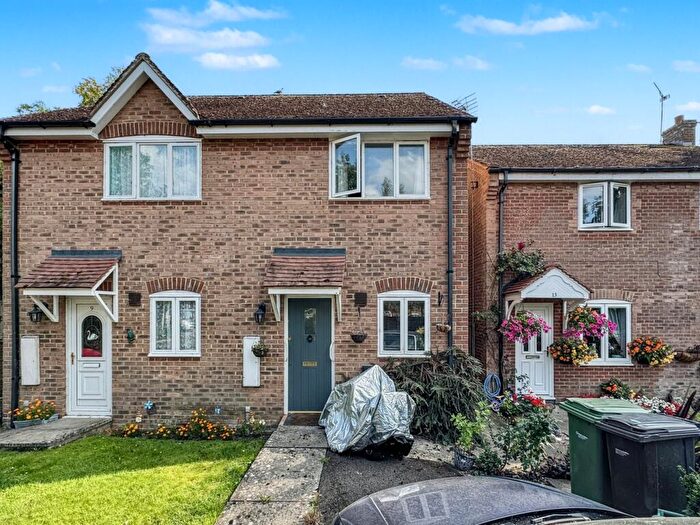 2 Bedroom Semi-Detached House For Sale In Freemans Close, Uffington, Faringdon, SN7
