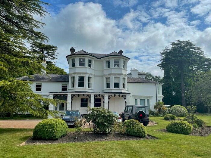 2 Bedroom Flat To Rent In Felcourt Road, Felcourt, East Grinstead, RH19