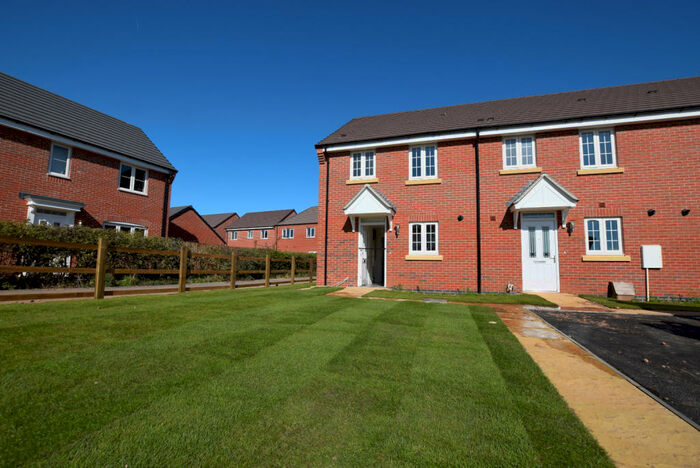 3 Bedroom Town House To Rent In Grange Road, Derby, Derbyshire, DE22