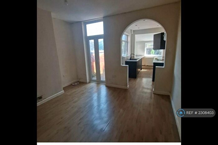 2 Bedroom Terraced House To Rent In Edleston Road, Crewe, CW2