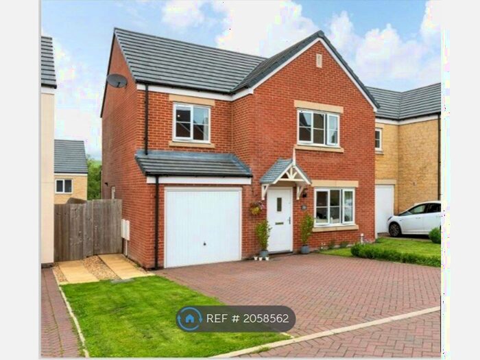 4 Bedroom Detached House To Rent In Brookview Close, Blackburn, BB1