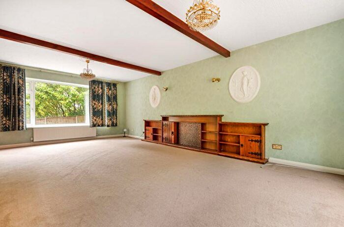 5 Bedroom Detached House To Rent In Park Road, Kenley, CR8