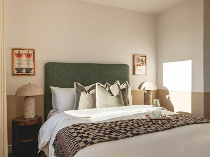 3 Bedroom Terraced House To Rent In Milne Avenue, Cambridge, Cambridgeshire, CB3