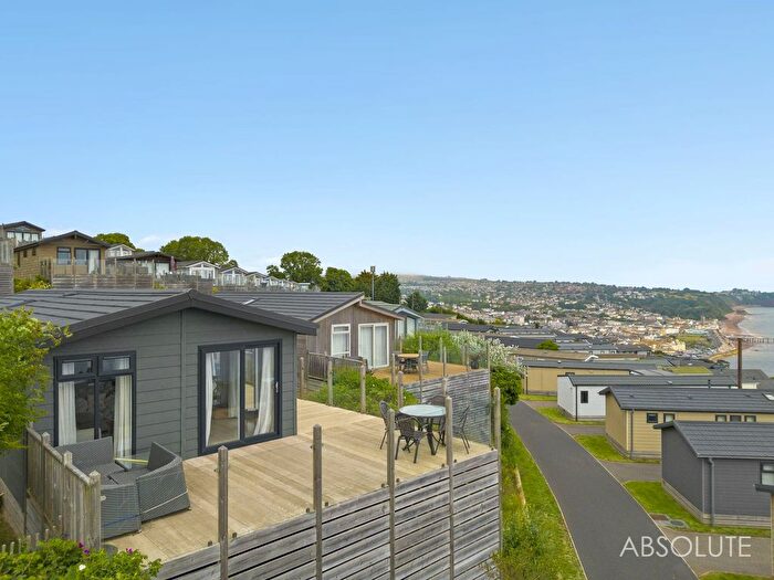 2 Bedroom Lodge For Sale In Portland Drive, Coast View, TQ14
