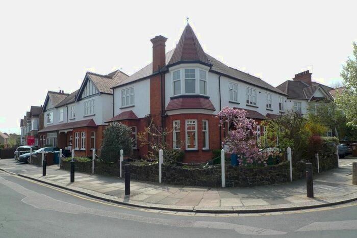 1 Bedroom Flat To Rent In Maurville House, Radnor Road, Harrow, Middlesex, HA1