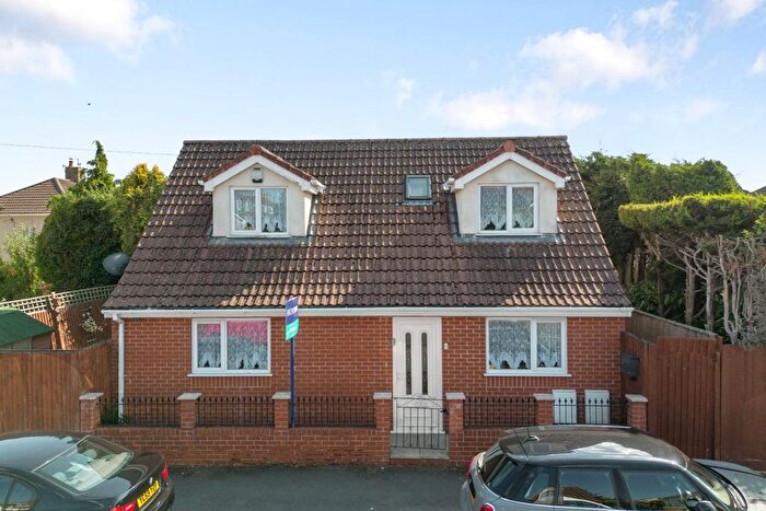 2 Bedroom Detached Bungalow For Sale In Cranleigh Road, Whitchurch, Bristol, BS14