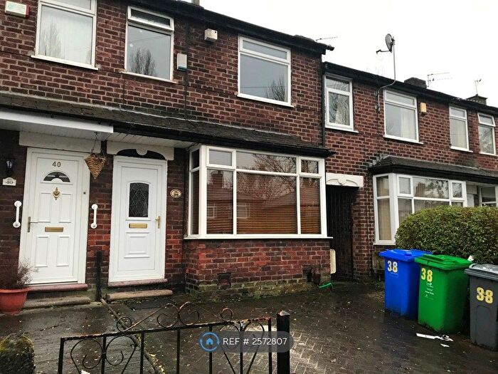 2 Bedroom Semi-Detached House To Rent In Brynorme Road, Manchester, M8