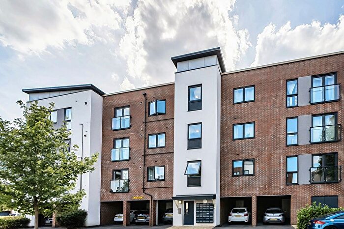 Property For Sale In Elvian Close, Reading, Berkshire, RG30