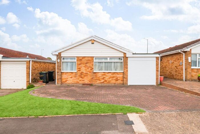 3 Bedroom Bungalow For Sale In Knockholt Road, Cliftonville, Margate, Kent, CT9