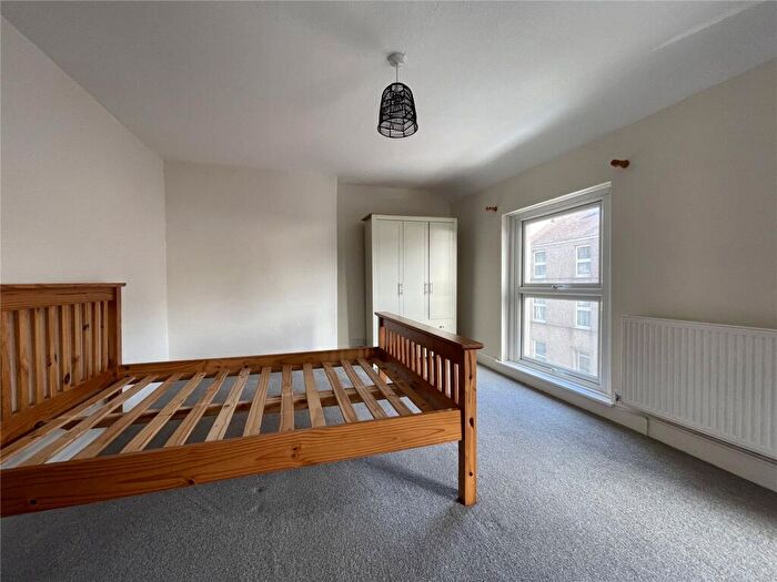 4 Bedroom Terraced House To Rent In Thomas Street, Caernarfon, Gwynedd, LL55