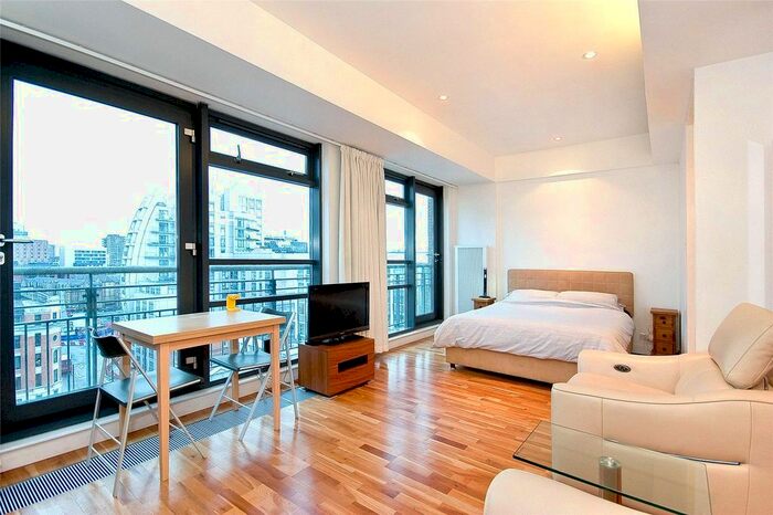Studio To Rent In City Road, Shoreditch, EC1Y