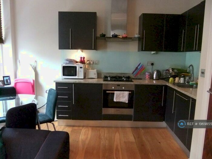 1 Bedroom Flat To Rent In Tabley Road, London, N7