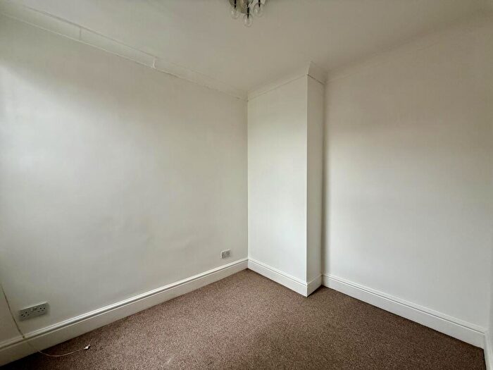 2 Bedroom Apartment To Rent In Copnor Road, Portsmouth, PO3