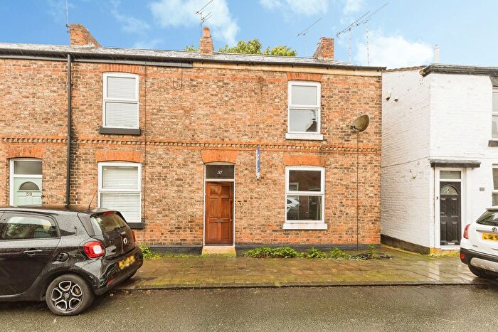 2 Bedroom End Of Terrace House For Sale In Faulkner Street, Hoole, Chester, Cheshire, CH2